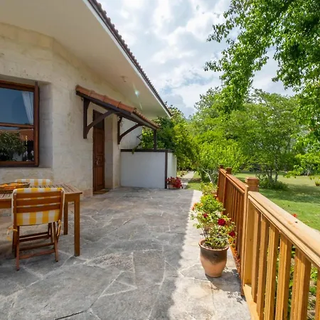 Akdeniz Bahcesi By Kimera Lounge Çıralı