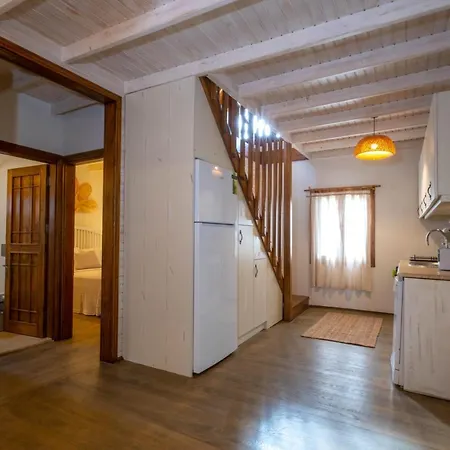 Akdeniz Bahcesi Tatil Evi *