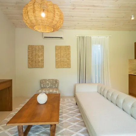 Tatil Evi Akdeniz Bahcesi *