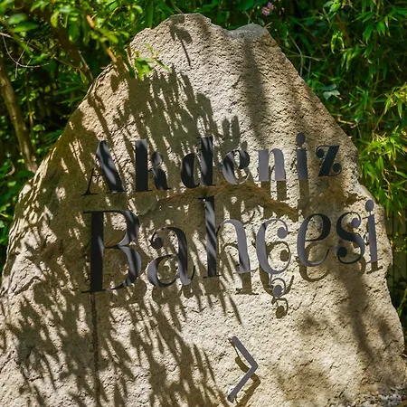 Akdeniz Bahcesi * Çıralı