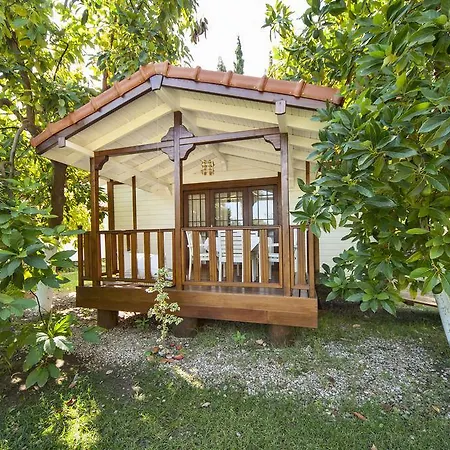 Akdeniz Bahcesi Tatil Evi